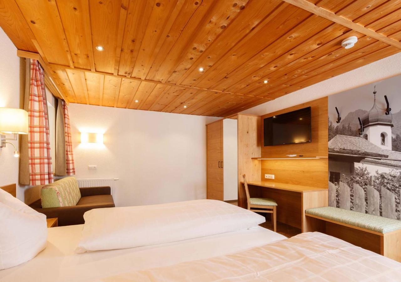 Landgasthof Adler Hinterhornbach Bagian luar foto